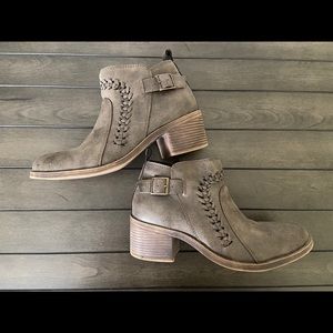 billabong boots